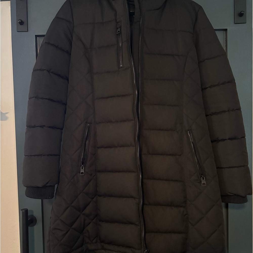 Guess Women’s Black Quilted Jacket